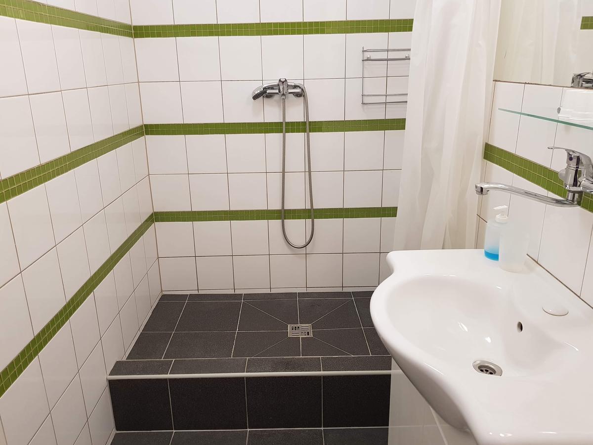 Penzion Mar Hradec Králové エクステリア 写真