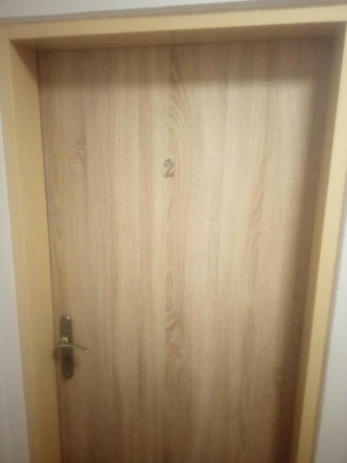 Penzion Mar Hradec Králové エクステリア 写真